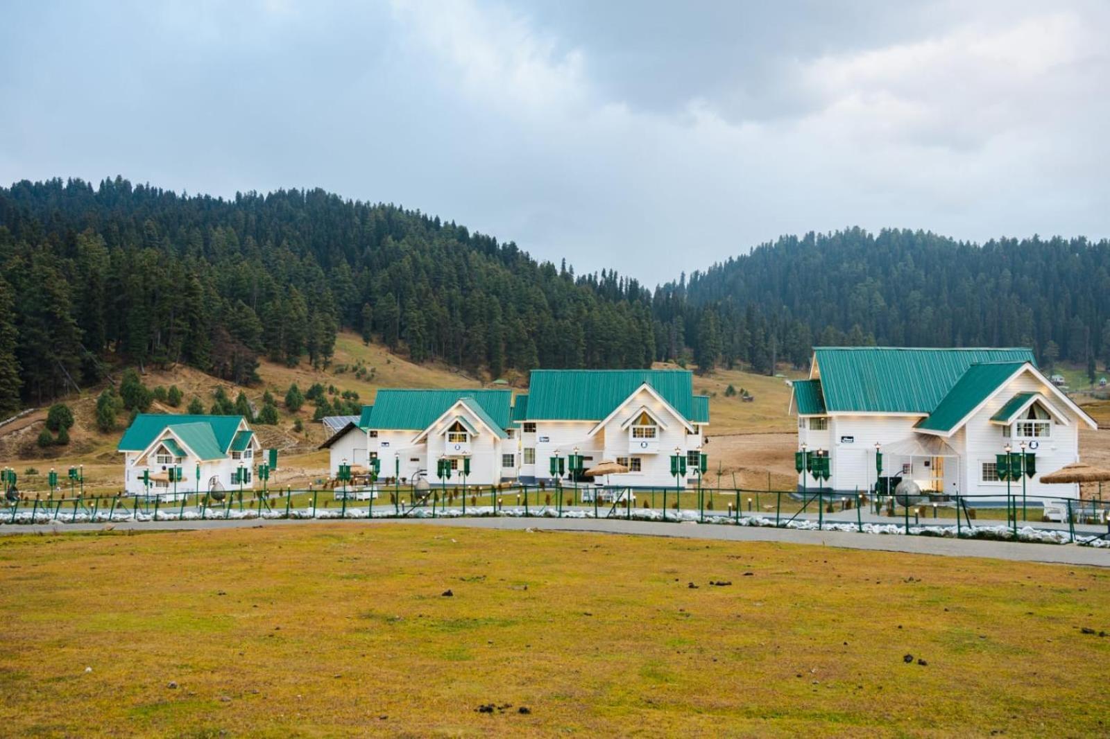 Green Rooms Resort Гульмарг Екстер'єр фото