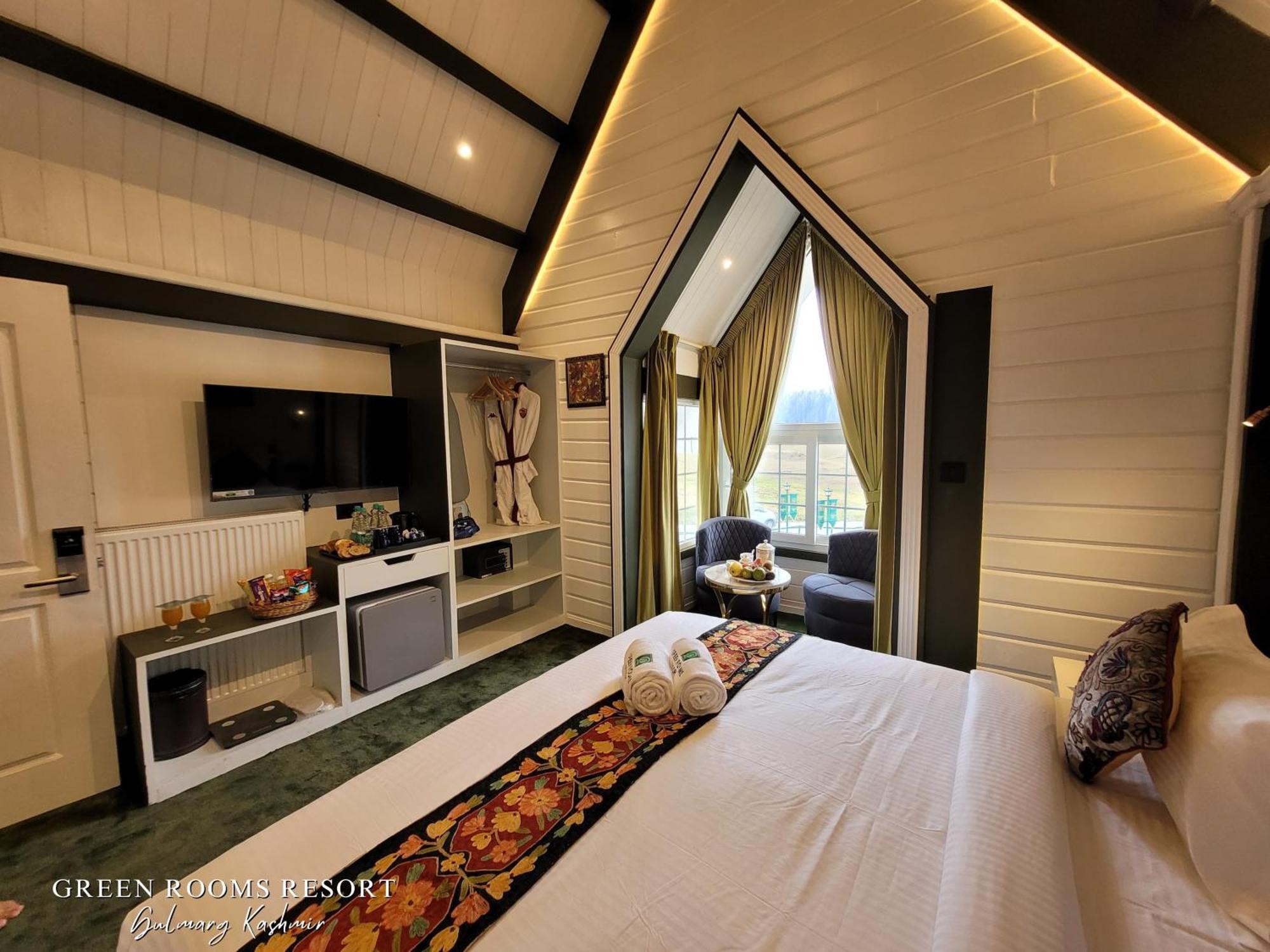 Green Rooms Resort Гульмарг Екстер'єр фото